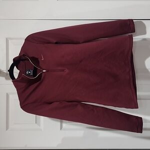 Excellent condition! Women's Burgundy Nike Pro Athletic Top Size Small Golf